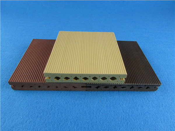 Outdoor Flooring Strong WPC Composite Decking Light Decking Floor