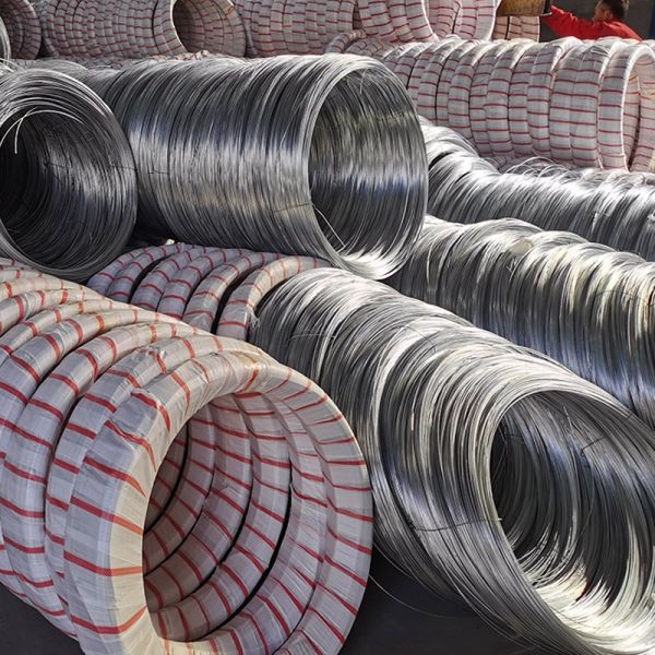 Wire Galvanised Wire 2.5mm Galvanised Wire Mesh Price Galvanised Hot Sale Soft Iron Carton Galvanized Building Material 5 Tons