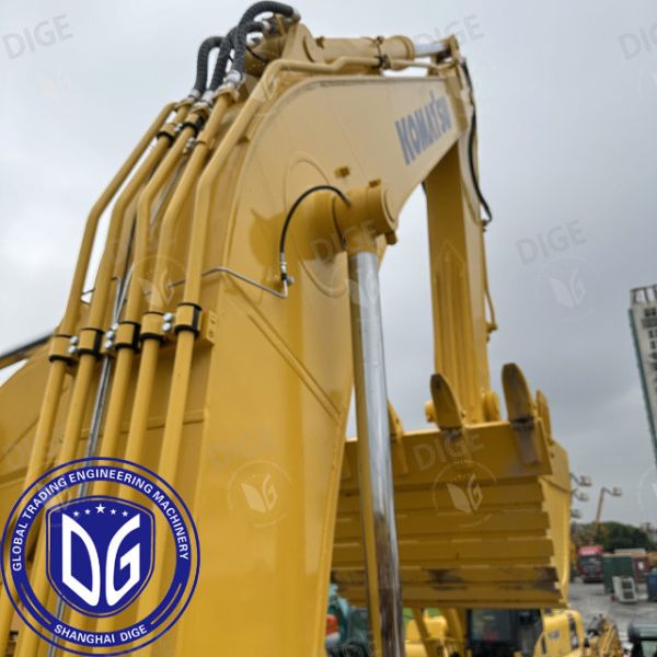 Komatsu PC300-8 With excellent power durability and high efficiency Japanese Komatsu PC300-8 Large Excavator