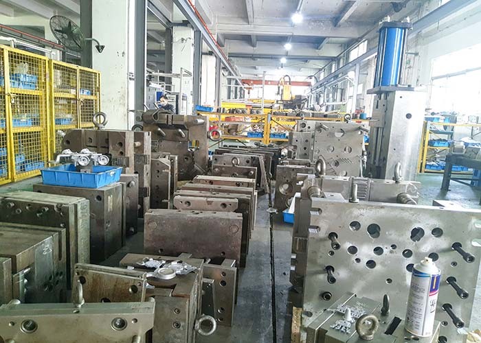 Polishing Surface Sheet Metal Part , Stainless Steel Stamping Parts
