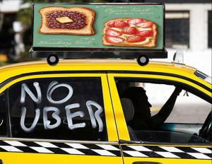 P2.5 Taxi LED Display with Wide Viewing Angle and High Refresh Rate for Optimal Advertising Results