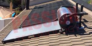 Roof Mounted Stainless Steel 316 Solar Water Heater , Pressurized Solar Hot Water System