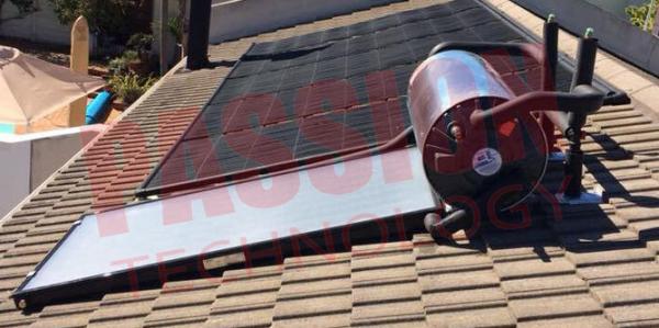 Cheap Roof Mounted Stainless Steel 316 Solar Water Heater , Pressurized Solar Hot Water System for sale