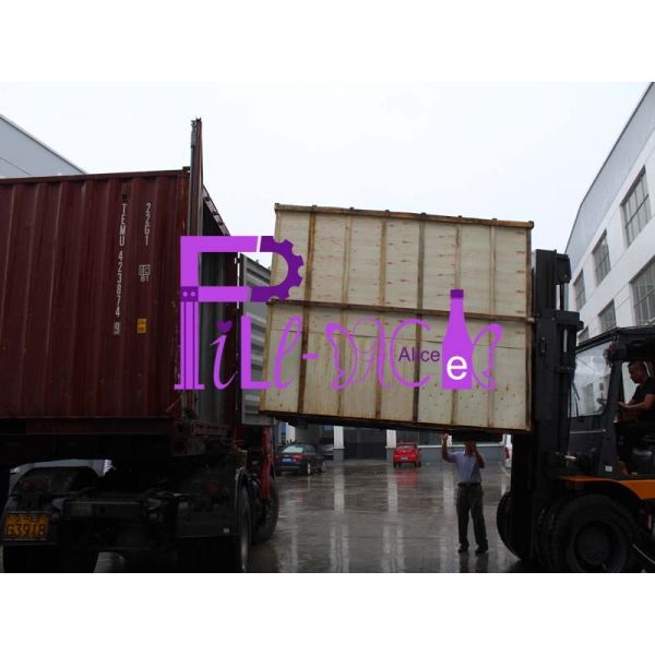 Semi Automatic Juice Bottle Blowing Machine To Produce Heat Resistant Bottles