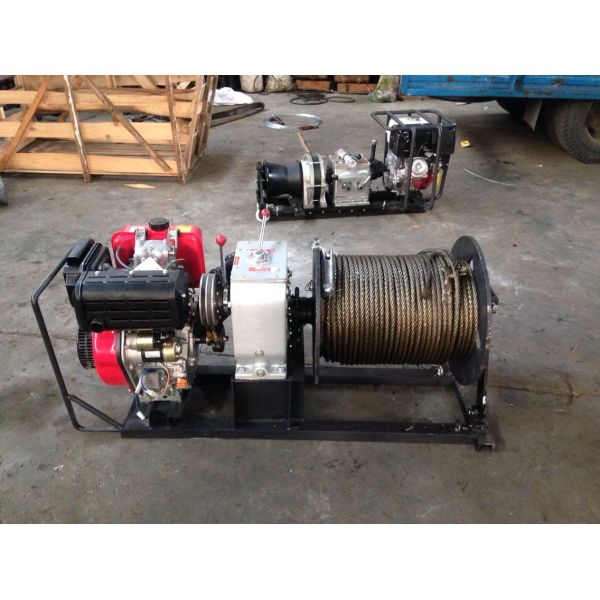 3 Ton Fast Speed Diesel Engine Cable Pulling and Hoisting Winch Machine