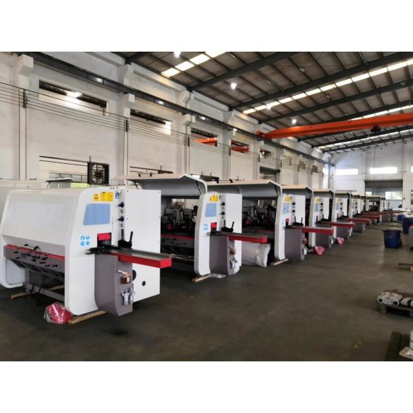 High Efficiency Industrial Woodworking Machine , Four Side Wood Spindle Moulder Machine