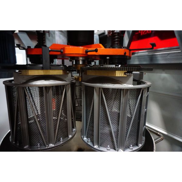 Metal Hardware Vacuum PVD Zinc Flake Coating Machine