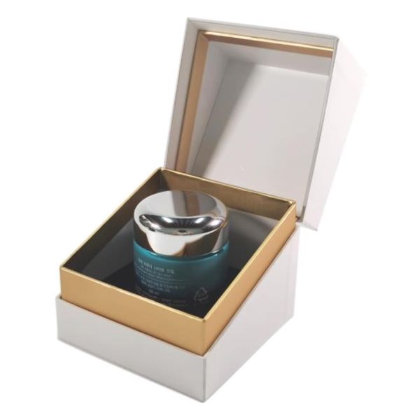 Compostable Deboss Cosmetic Packaging Boxess paper Magnetic Closure ISO9001