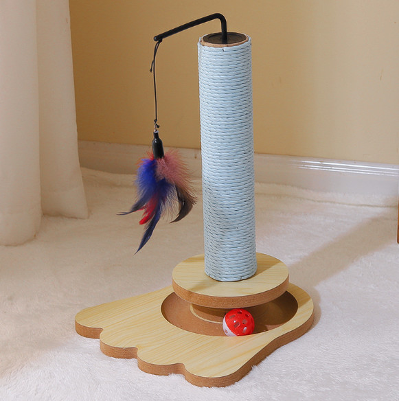 Interactive cat scratcher 