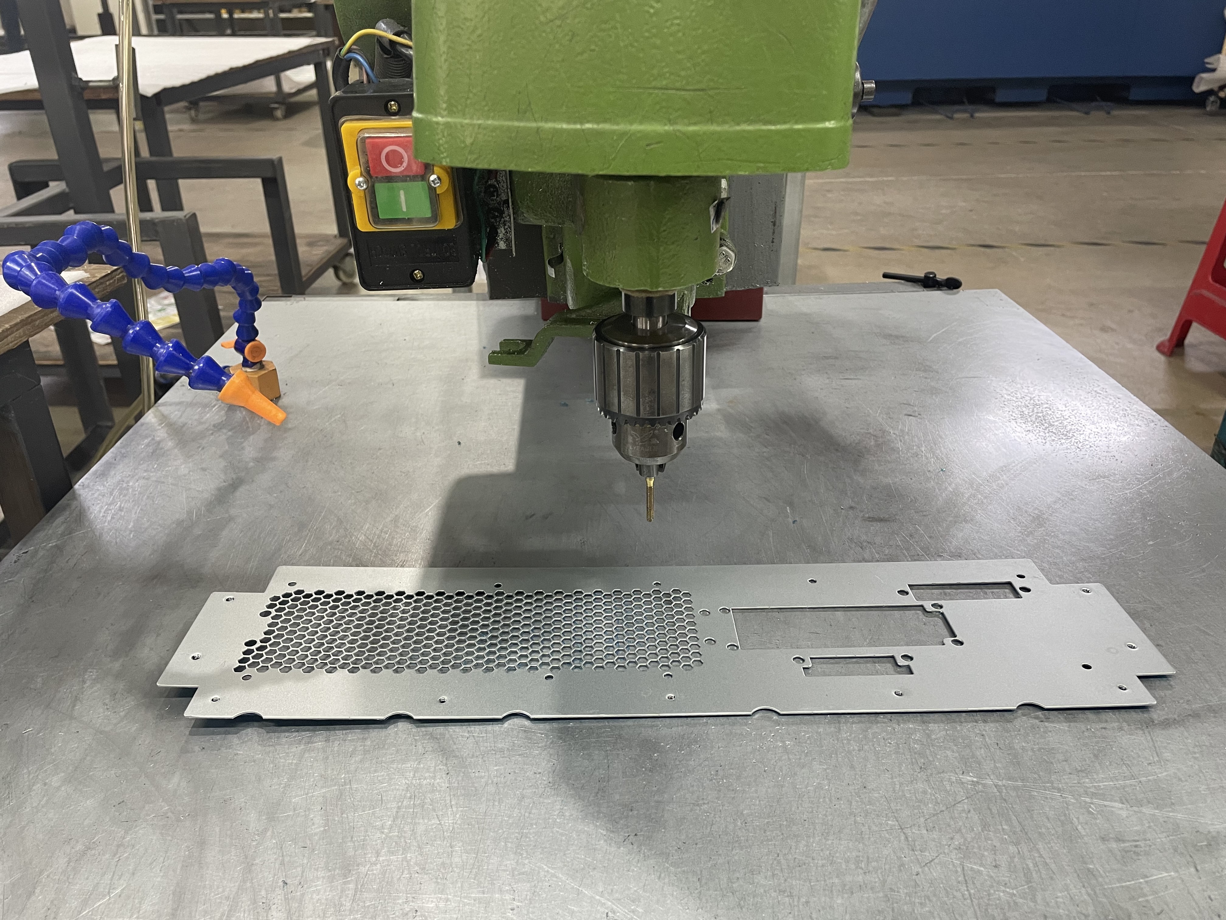 Aluminum Sheet Metal Stamping Prototype Components 1u 2u 3u 4u Server Enclosure