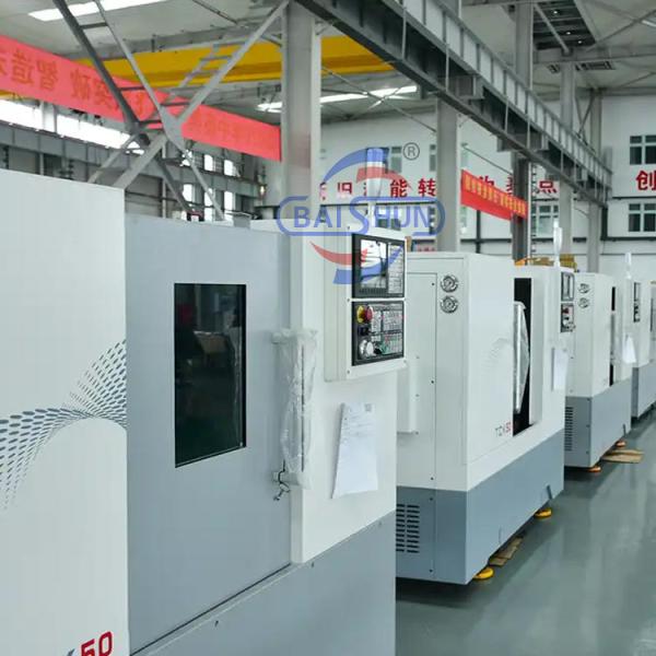 Metal Cutting Automatic Alloy Wheel Slant Bed CNC Lathe Machine TCK550