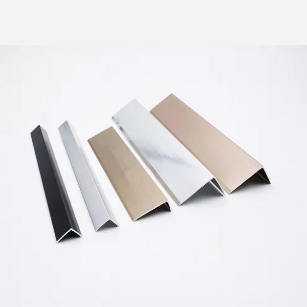 Decoiling 15mm Aluminium Profile Bending Corner Extrusion Custom