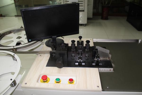 Cheap Fast Creasing Cutting Machine Continuous Feeding With Servo Digital Work Mode for sale