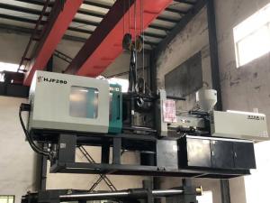 Best 530T Auto Injection Molding Machine 10-15 Cartoon/Min For Make Small Chair wholesale