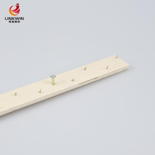 Dual purpose nails simple installation wood carpet gripper for inner installing