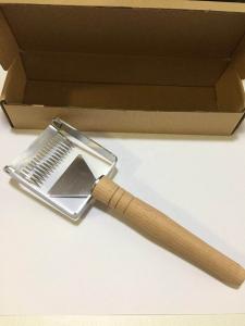 Best Stainless Steel Honey Uncapping Fork Beekeeping Tool With Wood Handle wholesale