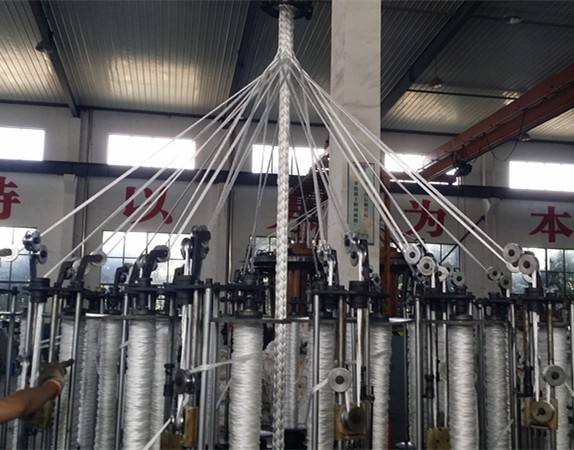 35 Ton 70 Mpa Hydraulic Press Machine For Compressing Playground Accessories