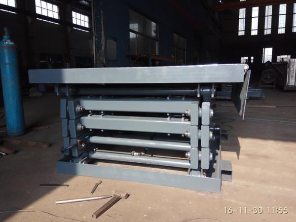 Cheap Scissor Mechanism Mezzanine Goods Lift 4T 5T 6T Load Capacity for sale