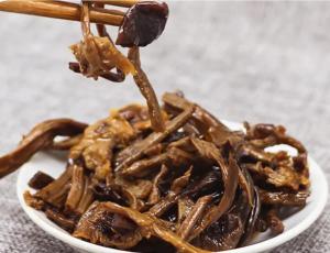 China Instant Food Canned Sliced Mushrooms Braised Tea Tree Mushroom Edible Fungi on sale