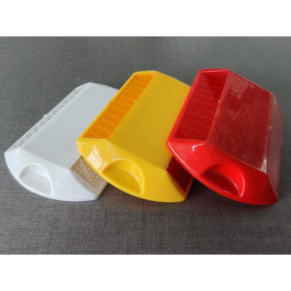 Durable Road Stud Made From ABS And PMMA Materials Suitable For Heavy Traffic Applications