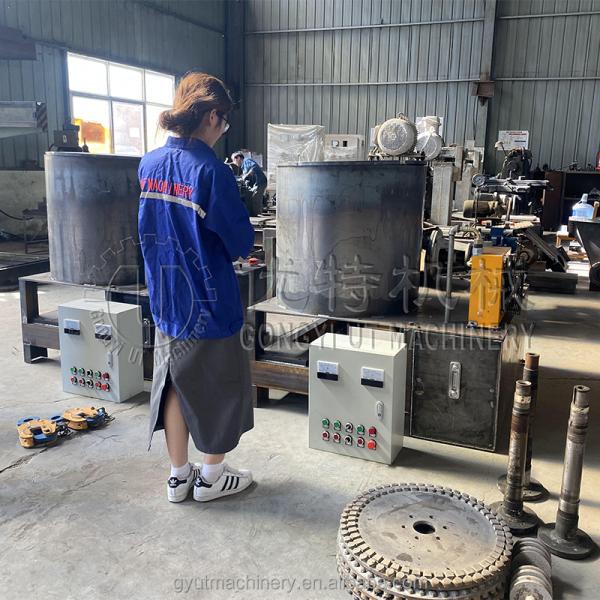 UT Branch Charcoal Briquette Making Machine with 280-380 Centi-Degree Efficiency