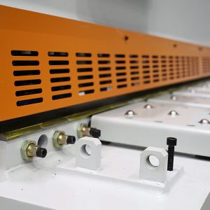 Sheet Metal Steel Cutting 6mm Shearing Machine Price 6x3200mm