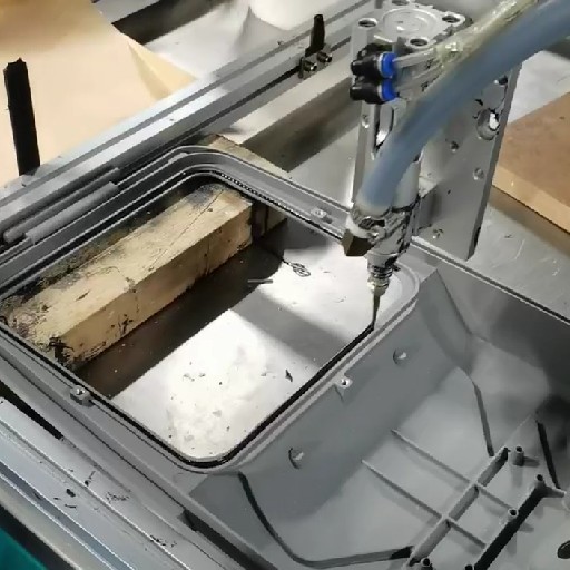 3 Axis Glue Dispensing Robot with 600*600mm Working Range, ±0.02mm Repeat Accuracy, and 500mm/sec Max Speed for LED Street Light Assembly