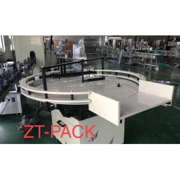50hz PET Bottle Unscrambler Machine Rotary 40bpm Bottle Feed Table