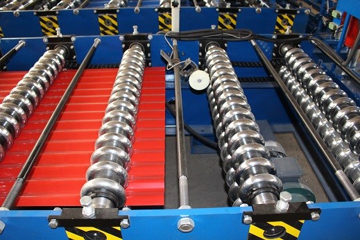 Corrugated Sheet Roll Forming Machine Wave Type With High Accuracy Cutting