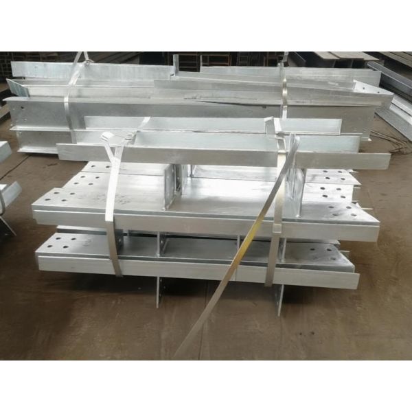 China Supplier Demountable Prefab Galvanized/Painted Light Steel Structure Construction Workshop