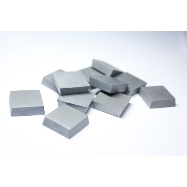Cutting tools Tungsten Carbide Brazed Tips YT5 / P30 Model ASA