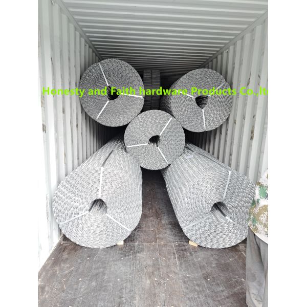150 Meter Roll Length Pipeline Reinfored Welded Mesh For Gas Pipelines