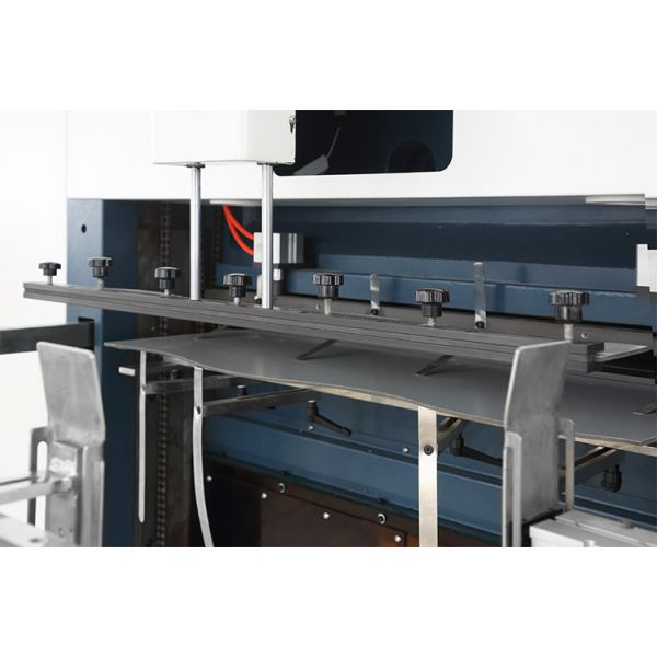 950*510mm Auto Roll Paper Cup Die Cutting Machine For Making Disposable Cups