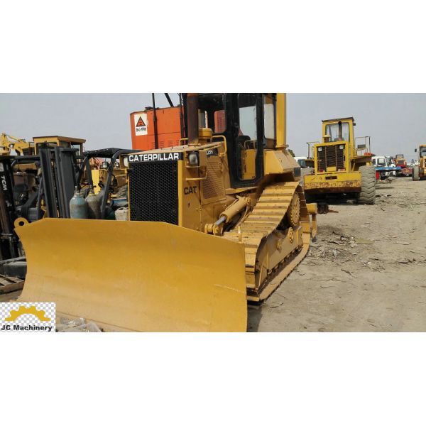 Enclosed cabin Second hand bulldozer Cat D5H with 3-shank ripper
