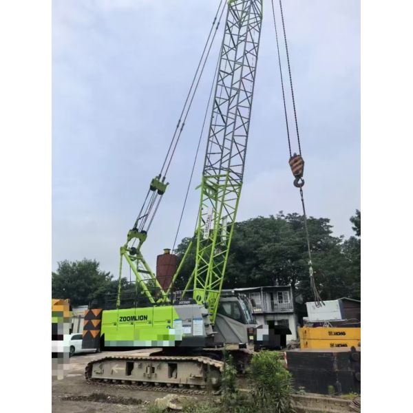 Used 55 Ton Crawler Crane Crawler Mounted Crane 2020 Model Zoomlion ZCC550v