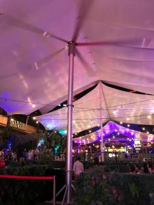 Waterproofing Patio Pole Mounted Industrial Fans With Magnesium Aluminum Blades