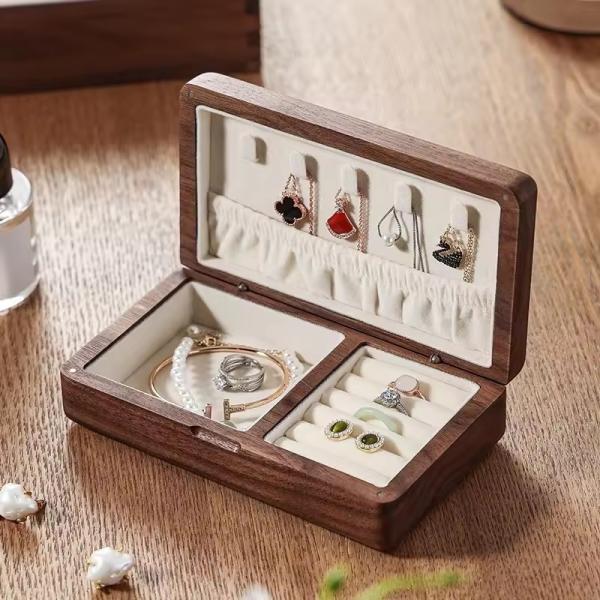 Cheap Durable wood jewelry storage box Ring Jewelry Packaging box Custom logo Walnut jewelry box for sale