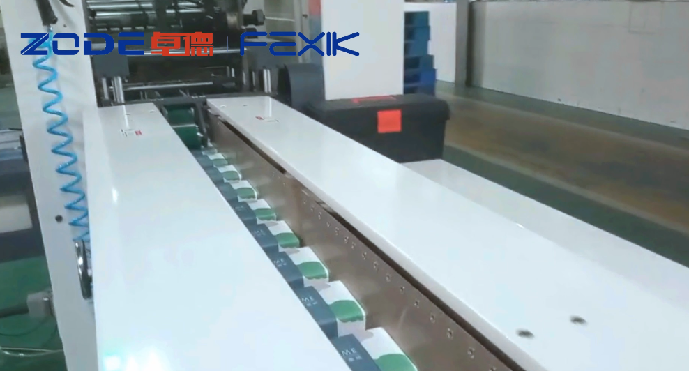 76mm Core ISO9001 Facial Tissue Wrapping Machine 150 Packs / Min