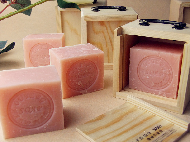 Semi-automatic Soap Bar Cutter Machine for Fast and Accurate Handmade Soap Production