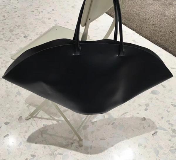 Cheap Fan Shaped PU Shoulder Bag 28cm 19cm Leather Shopping Tote Bag for sale