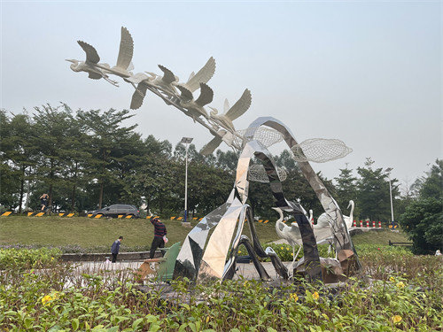 Engine Modeling Sculpture Furniture Art Mirror Surface Round Stainless Steel Table