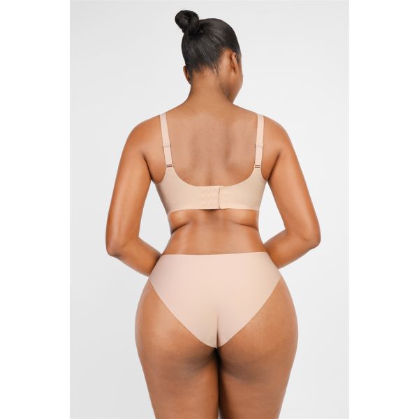 HEXIN Women's Push Up Bra Invisible Seamless Design with Spandex/Nylon Weaving Method