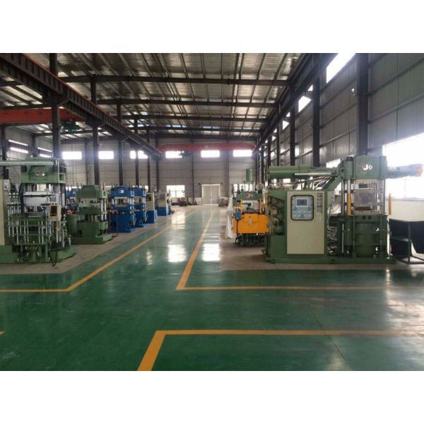 Manufacturing Plant 380V Hydraulic Rubber Shoe Sole Pressing Machine with Double Station