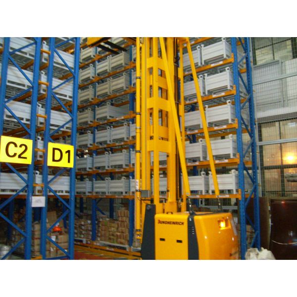 Efficient Space Utilisation VNA Racking System For Warehouse Storage