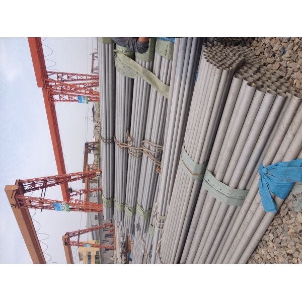 6 Mtr 304 SS Seamless Pipe 4 Inch Stainless Steel Tubing