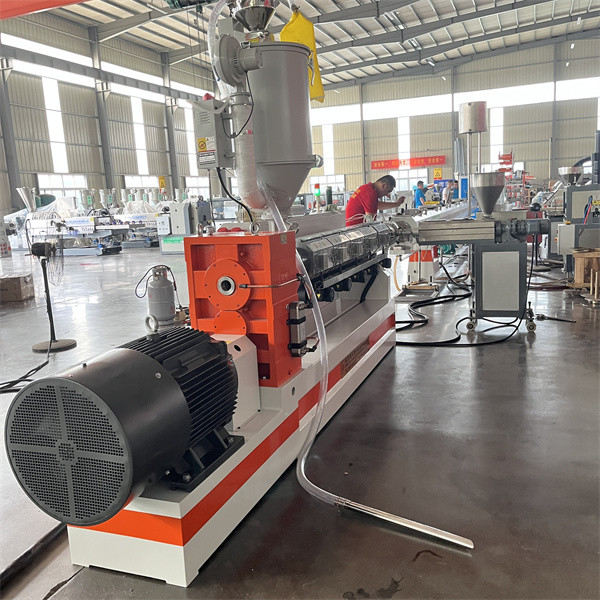 PE/HDPE/PVC Pipe Extrusion Machine /Production Machine Agriculture Irrigation Pipe Making Machine