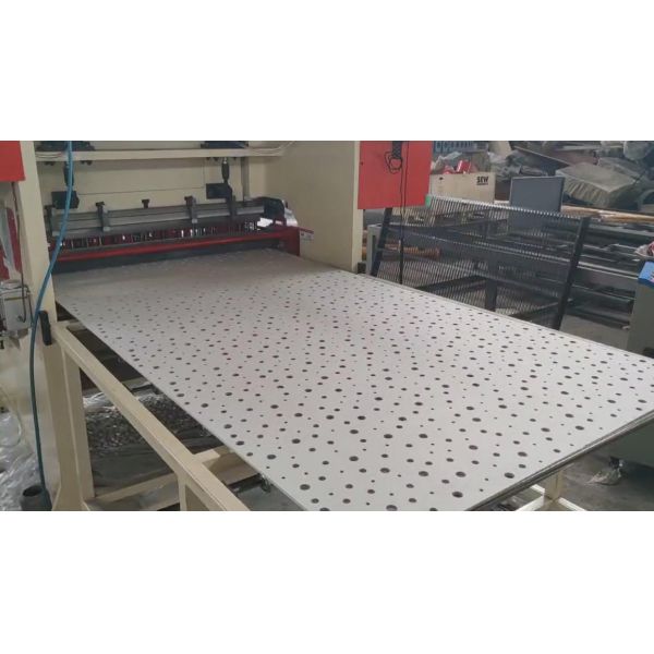Punch Hole Plate Machine Fiber Cement Board Gypsum Board MDF Board Hole Punching Machine