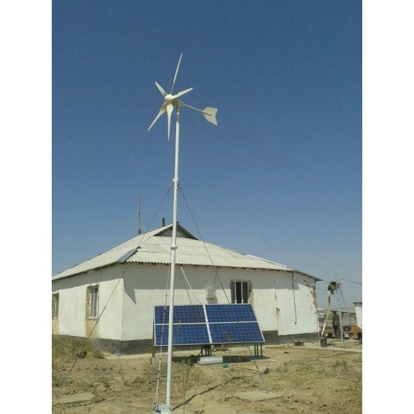 5200W IP65 Water Proof Wind Solar Hybrid Controller Inverter For Home