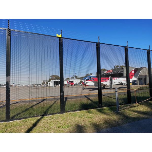 Welded 358 Anti Climb High Security Wire Mesh Fence Green