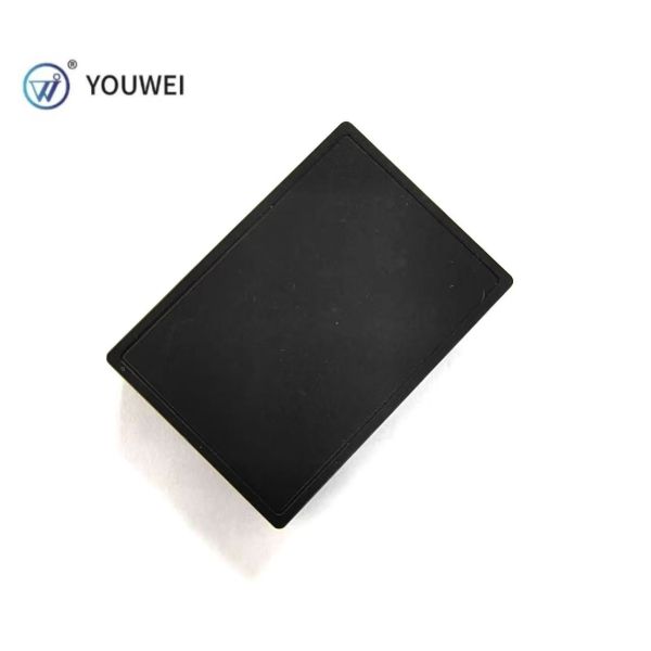 Real Time Positioning Navigation Vehicle Gps Tracker With Internal Backup Battery